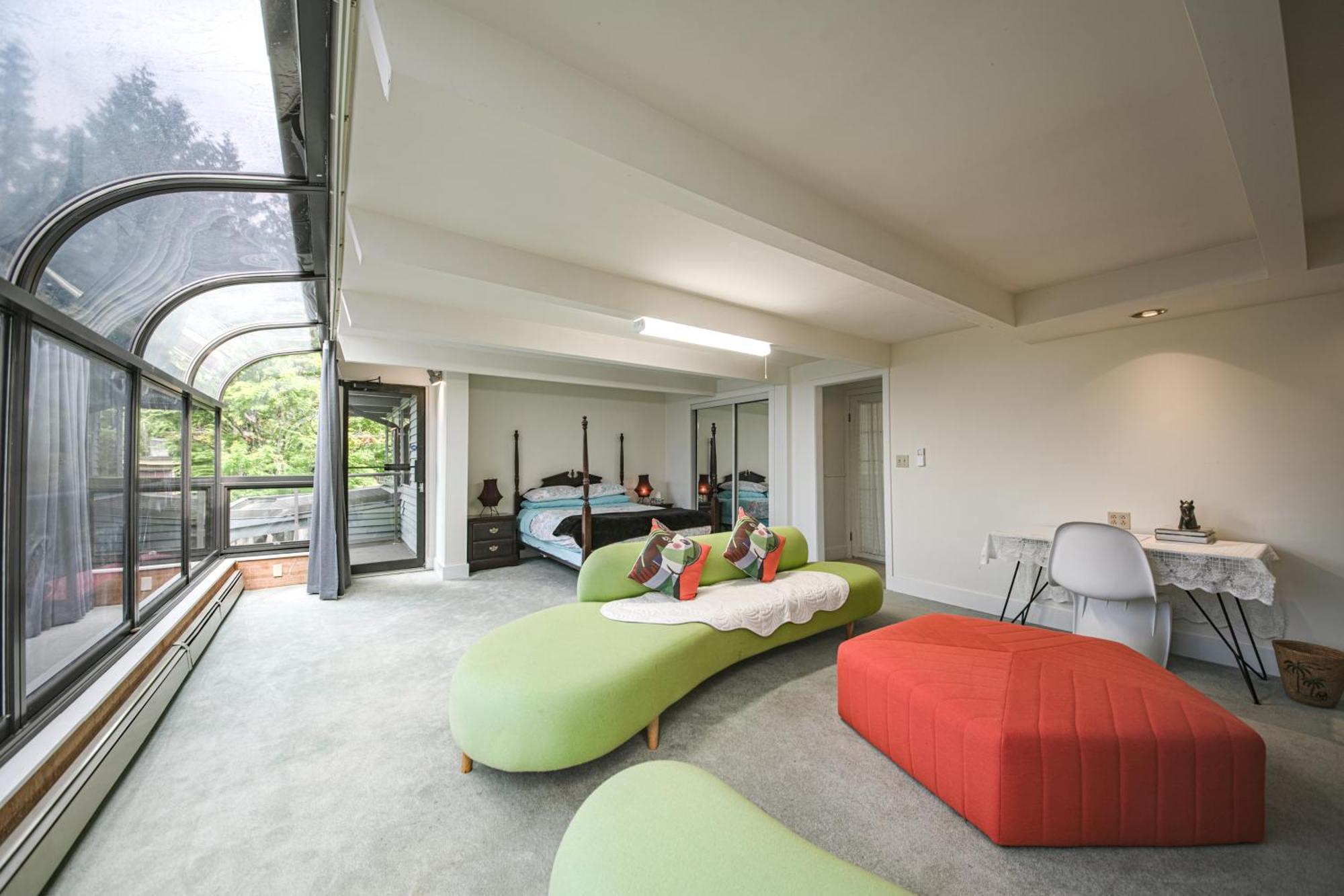 Grouse Cheerful Large Private Bedroom, Bath, Shared Deck, Pool, Hot Tub North Vancouver Luaran gambar